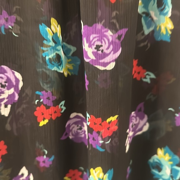 Elle Floral Long Sleeve Blouse Size XS - Picture 5 of 10